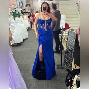 Elegant Blue Evening Dress